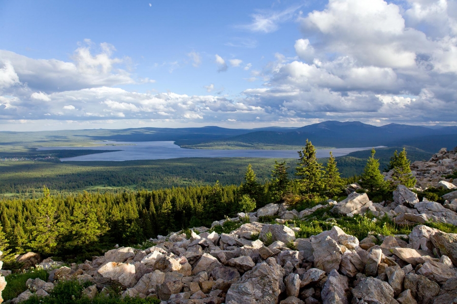 Вид на озеро Зюраткуль